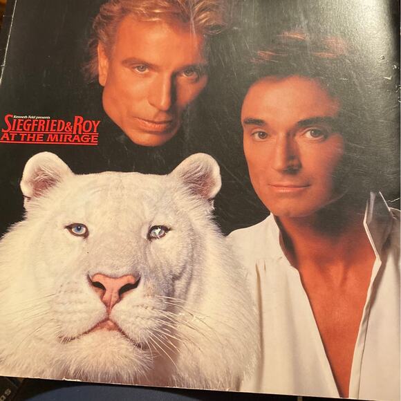 Siegfried & Roy Las Vegas Program - Picture 1 of 5